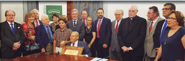 Dr. Juan Manuel Herrerías, Galardonado III Aldabón de Sevilla de la Federación de Casas Regionales y Provinciales de Sevilla